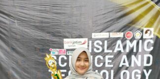 Mahasiswi Prodi Sarjana Bidan UNESA Raih Juara 1 Lomba Puisi Islam