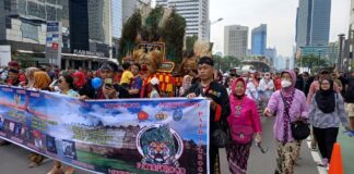 Ratusan Organisasi Perempuan Turun ke Jalan, Dukung Kebaya Masuk UNESCO