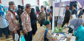 LRI UMS Pamerkan Suplemen Herbal Pengobatan Covid-19 di MITE 2022