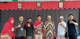 Tim PKM UAD Inisiasi Laboratorium Pengelolaan Sampah Terpadu Berbasis BUMKal Caturharjo Bantul PKM UAD