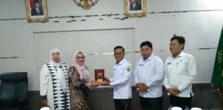 Kunjungi Kakanwil Depag Sumsel, Arniza Nilawati Diskusikan Hambatan dan Tantangan dalam Penyelenggaraan Ibadah Umrah