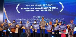 Sukseskan Program Kursus dan Pelatihan, Sejumlah Pemda dan Perguruan Tinggi Peroleh Penghargaan