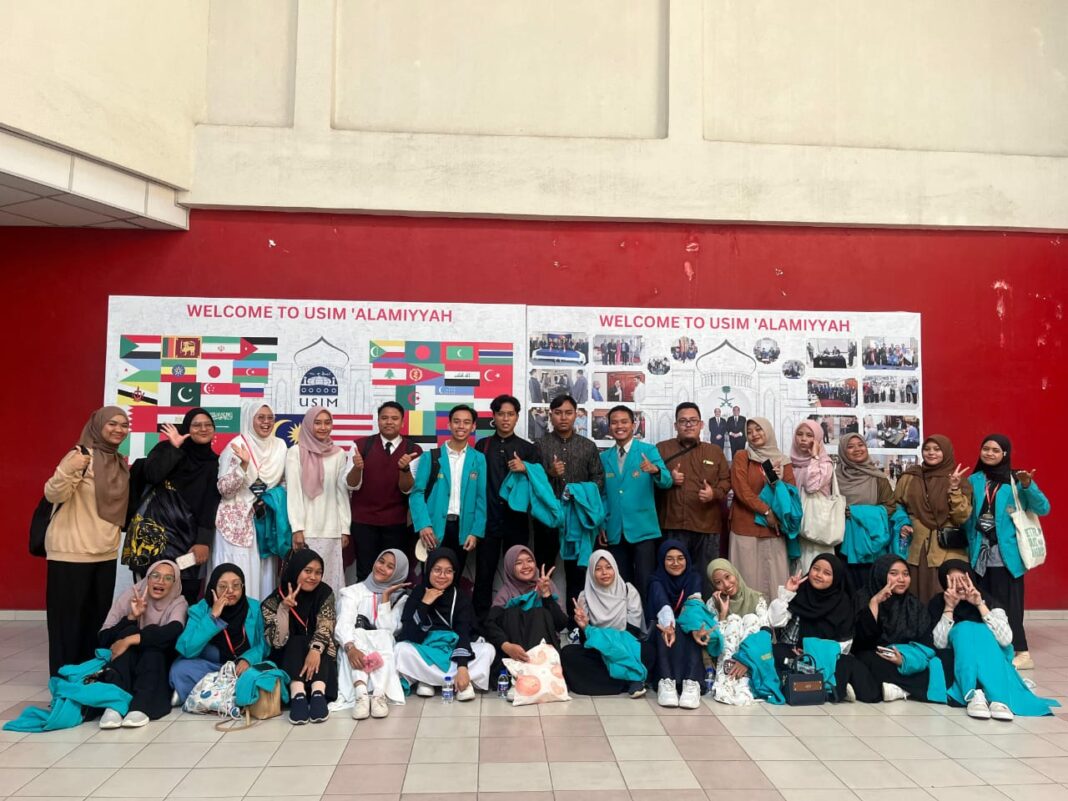 Keren! Mahasiswa PAI UMS Ikuti International Student Mobility Program di USIM Malaysia