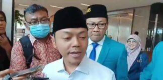 Bangga Jadi Alumni, Wamendikdasmen Fajar Riza Ul Haq ke UMS Motivasi Mahasiswa Baru