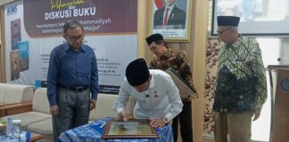 Wamendikdasmen Apresiasi Buku Marpuji Ali: Masjid Harus Jadi Basis Pendidikan Generasi Muslim