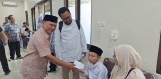 Puluhan Anak di Pekalongan Antusias Ikuti Khitan Massal Milad ke-113 Muhammadiyah
