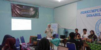 UMS dan PPDK Klaten Latih Pengrajin Disabilitas Kembangkan Konten Digital untuk Tingkatkan Penjualan