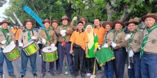 Tokoh Sepuh Hizbul Wathan Ikut Jalan Sehat Milad Muhammadiyah ke-113 dan Milad ke-98 RS PKU Surakarta