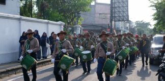 Hizbul Wathan dan Tapak Suci Ikut Sukseskan Jalan Sehat Milad Muhammadiyah ke-113 di Surakarta