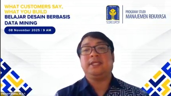 Dwi Adi Purnama saat menyampaikan materi Webinar 'What Customer Say, What You Build: Belajar Desain Berbasis Data Mining.' (foto : istimewa)