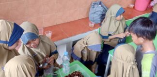 Market Day SD Muhammadiyah 24 Gajahan Latih Jiwa Wirausaha