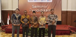 Profesionalitas Guru Kunci Sekolah Berkemajuan