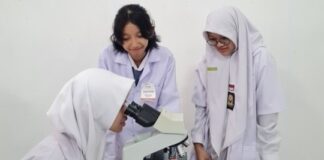 Fun Labwork Biologi UMS Tarik Minat Siswa