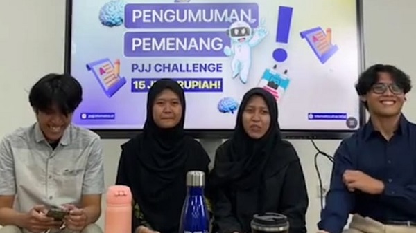 Pemenang PJJ Challenge UII yang diselenggarakan Program Studi Informatika PJJ FTI UII. (foto : istimewa)