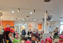 Anak-anak TK Abas Two Antusias Ikuti Fun Cooking di Hot Way Kroya