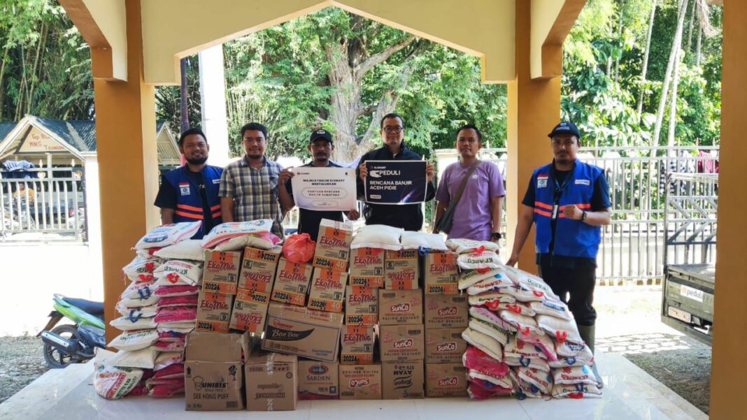 XLSMART Genjot Pemulihan Jaringan dan Salurkan Bantuan Pascabencana Banjir–Longsor di Sumatra