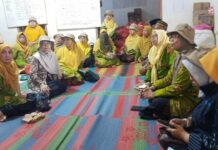 Ketua Umum PP ‘Aisyiyah Kuatkan Penyintas Bencana Aceh Tamiang