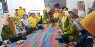 Ketua Umum PP ‘Aisyiyah Kuatkan Penyintas Bencana Aceh Tamiang