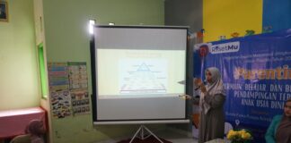 Perkuat Branding, UMS Adakan Parenting di KB/TK Ummahaat Aisyiyah Cemani