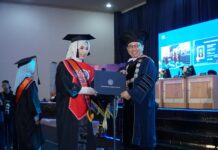 Lulusan UAD Harus Menjadi Profesional dan Entrepreneur Prosesi wisuda Universitas Ahmad Dahlan Periode II Tahun Akademi 2025/2026 di Yogyakarta, Sabtu (31/1/2026). (foto : istimewa)