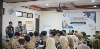 Farmasi UM Bandung Edukasi First Aid Siswa