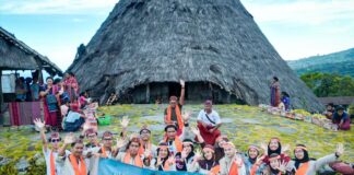 Arsitektur UMS KKL di Labuan Bajo, Kaji Vernakular-Modern