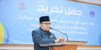 Metode Pendidikan Islam Luqman Al-Hakim dalam Surat Luqman 13