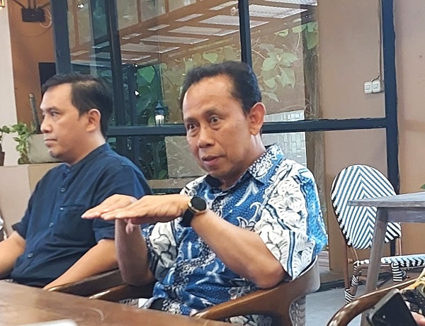 Hari Purnomo saat berbuka bersama dengan wartawan di Sleman, Selasa (10/3/2026). (foto : heri purwata)
