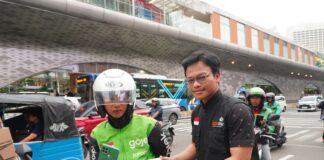 Lazismu Gandeng Forum Zakat Tebar Takjil di Bundaran HI