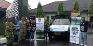 Alumni SMAN 7 Solo dan Kodim Bagikan 1.000 Takjil