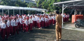 Hari Pertama Masuk, SD Muhammadiyah 24 Gajahan Awali dengan Murojaah dan Halal Bihalal