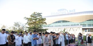 Tafsir Surah Thoha 132: Salat Kunci Datangnya Rezeki