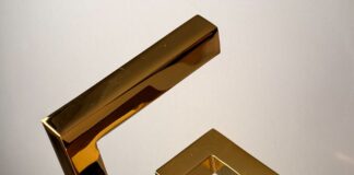 Bersinar di MWC 2026, XLSMART Borong Penghargaan Inovasi 5G dan Jaringan Tercepat dari Ookla Mobile World Congress 2026 XLSMART Raih Penghargaan Inovasi Teknologi GTI Award dan Jaringan 5G Tercepat dari Ookla