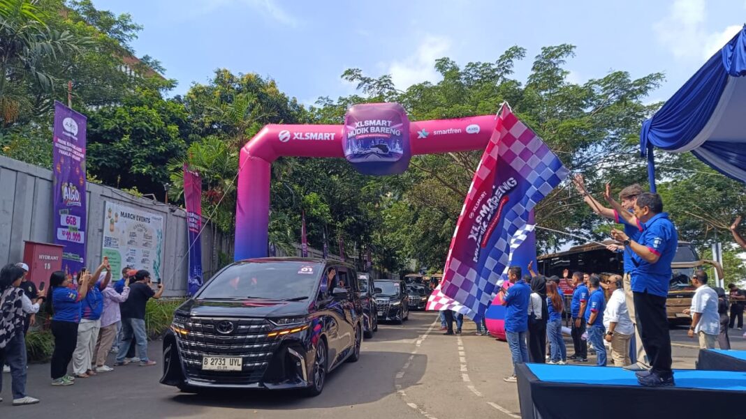 Mudik Gratis Pertama Pasca Merger XLSMART Berangkatkan 700 Pemudik