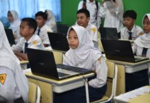 Lebih dari 1,8 Juta Siswa Jenjang SMP Mengikuti TKA Hari Pertama