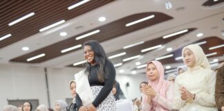 Kisah Inspiratif Neciah, Mahasiswi Madagaskar Jadi Lulusan Terbaik di Wisuda FEB UMS