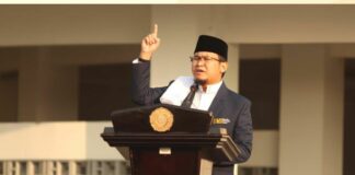 Tafsir Ath-Thur 21: Kunci Jaga Keimanan Keluarga Abadi