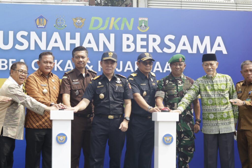 Bea Cukai Banten dan Kejaksaan Musnahkan Jutaan Rokok Ilegal