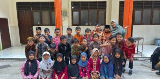Semarak Kartini, SD Muhammadiyah 14 Gelar Pawai