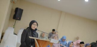 Santripreneurship Angkat Mutmainnah Raih Doktor PAI UMS