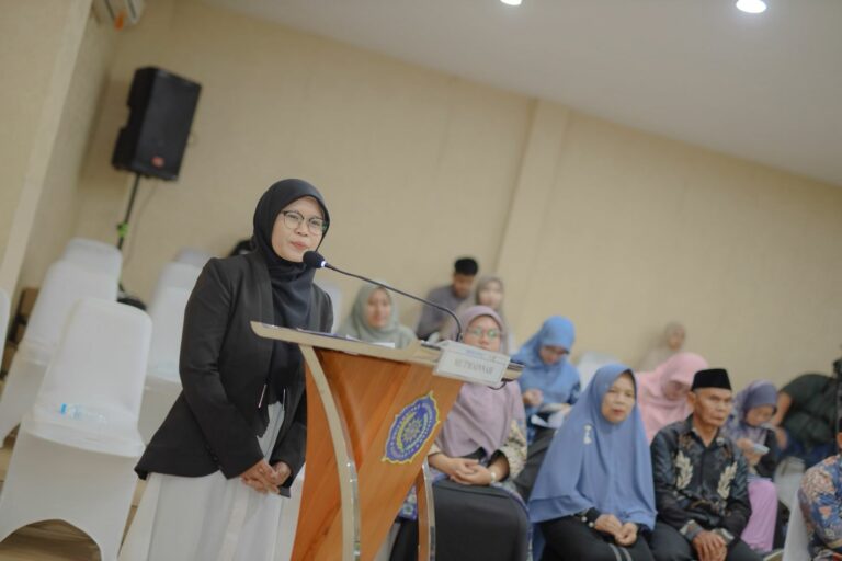 Santripreneurship Angkat Mutmainnah Raih Doktor PAI UMS