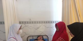 Kolaborasi IBI Madiun, Mahasiswa Kebidanan UMMAD Praktik Langsung