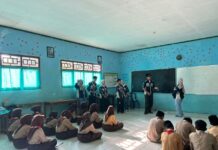 Mahasiswa UMS Terapkan Fun Learning, Siswa Makin Jago Inggris