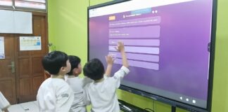 PAI Interaktif, Siswa Antusias Belajar dengan IFP