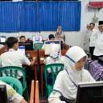 Tinjau SMP N 2 Curug Tangerang, Mendikdasmen Pastikan TKA SMP Berjalan Lancar dan Kredibel