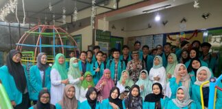 Mahasiswa UMS Hidupkan Nilai Muhammadiyah di Gajahan