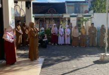 Upacara SD Muhammadiyah 24 Gajahan Penuh Semangat