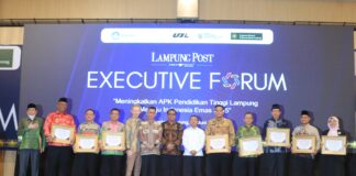 UMKO Raih Education Award Tingkat Lampung