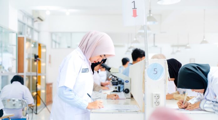 98,7 Persen Mahasiswa FK UMS Lulus Ujian Kompetensi Dokter