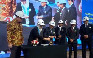 Penandatanganan Sumpah Lulusan PSPPI UII. (foto : istimewa)